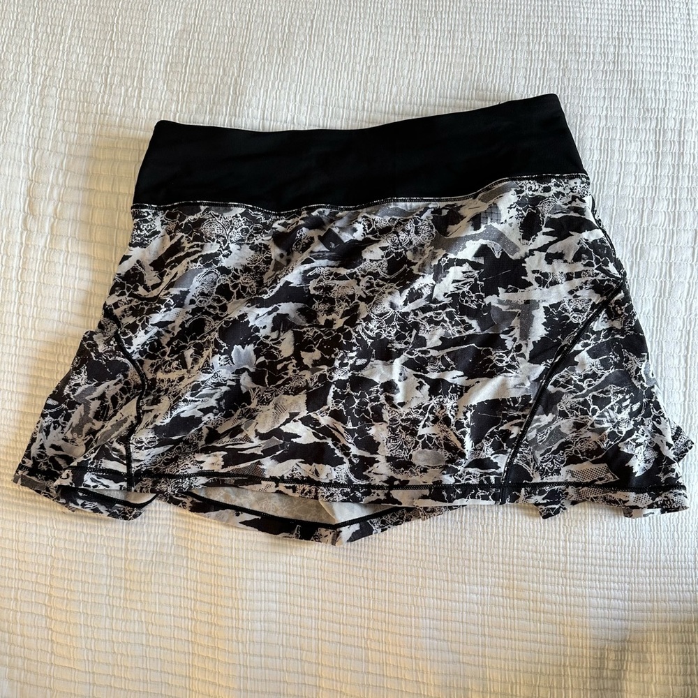 Lululemon, tennis skirt, lined, skort, size 6